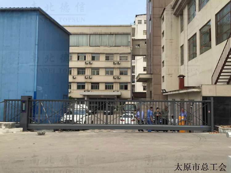 太原市總工會(huì)案例無軌懸浮門案例